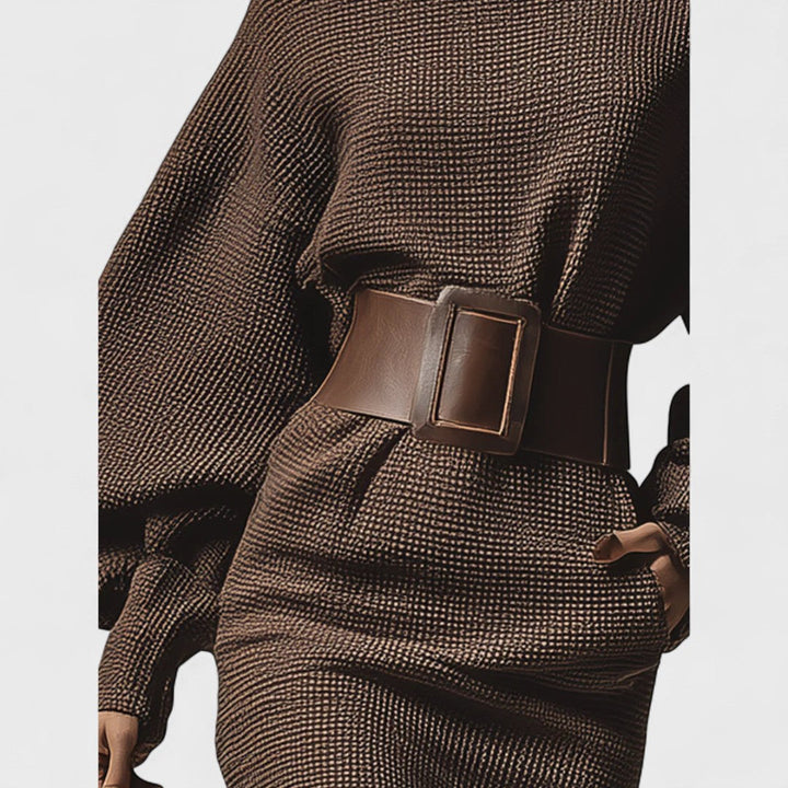 Cloe | Rochie scurtă din tricot cu curea structurată